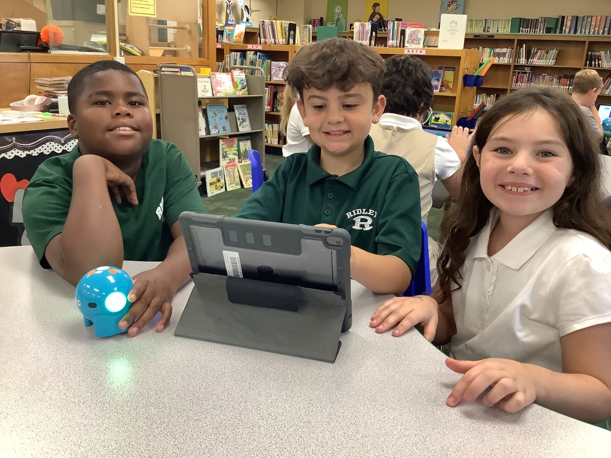 Amosland Elementary School