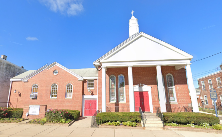 Calvary Baptist Church Building 768x473
